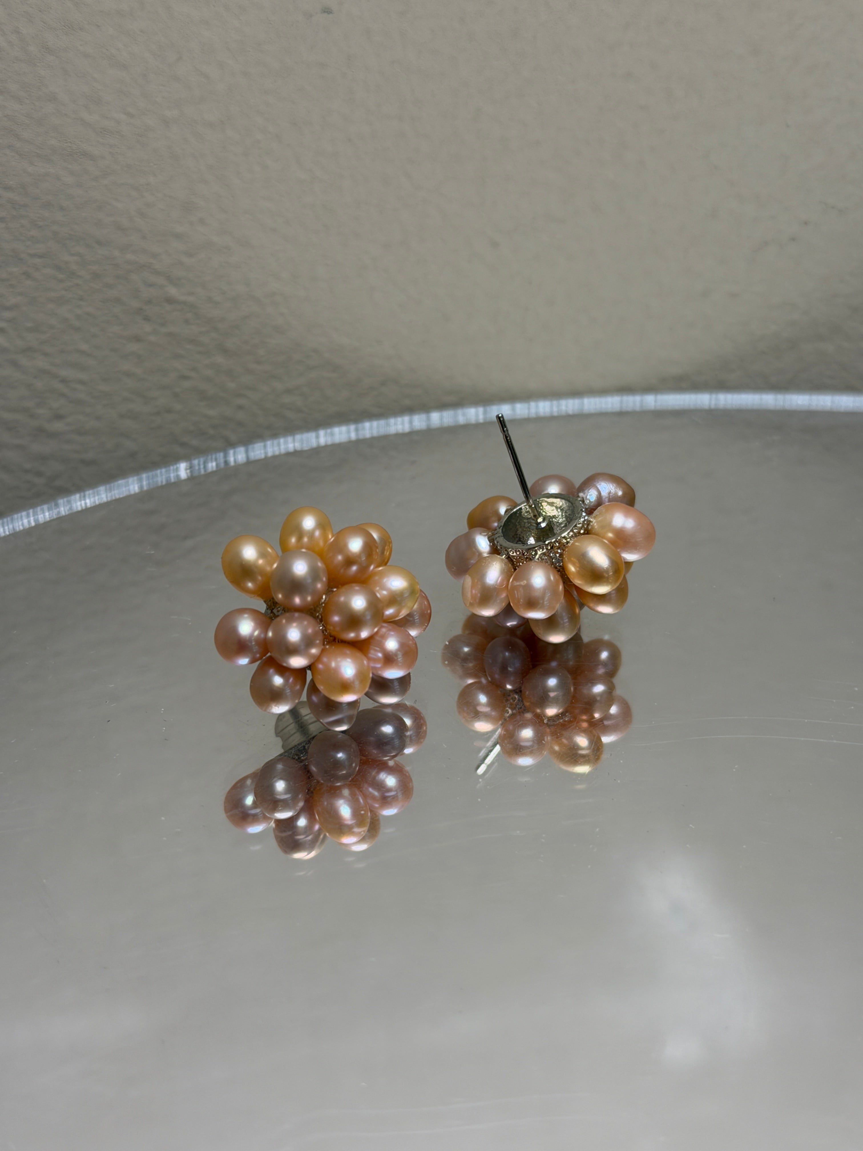 COSiii Orecchini a Fiore con Perle Naturali e Perno in Argento 925
