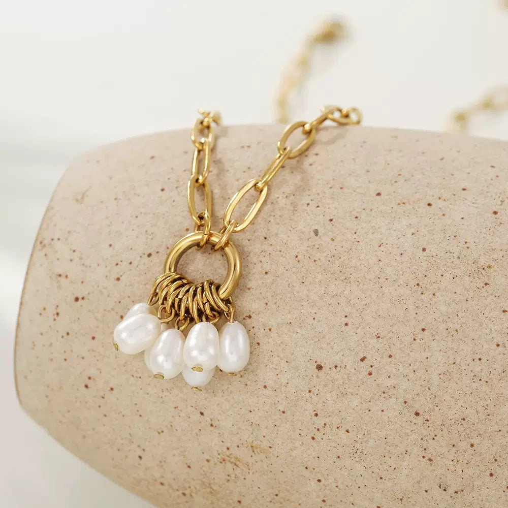 COSiii Collana Dorata con Ciondolo di Perle Naturali