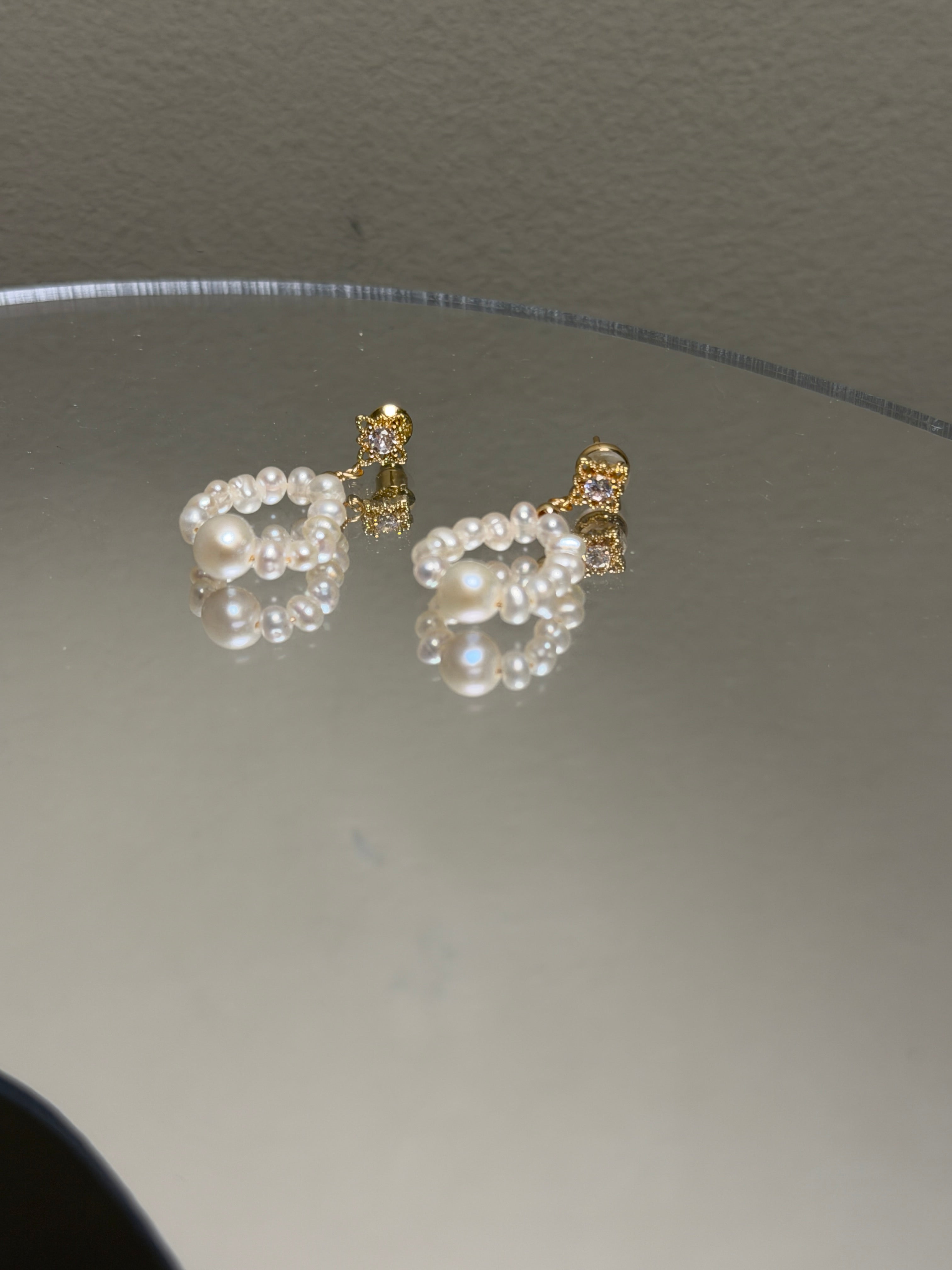 COSiii Orecchini Eleganti e Retrò con Perle Naturali e Zirconi