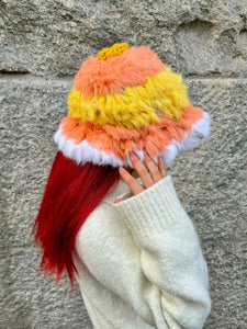 Fur woven hat with woolen flowers decoration