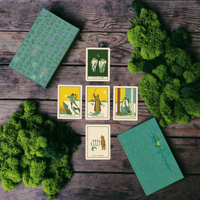 Green Glyphs Tarot con 78 carte e bordi dorati prismatica