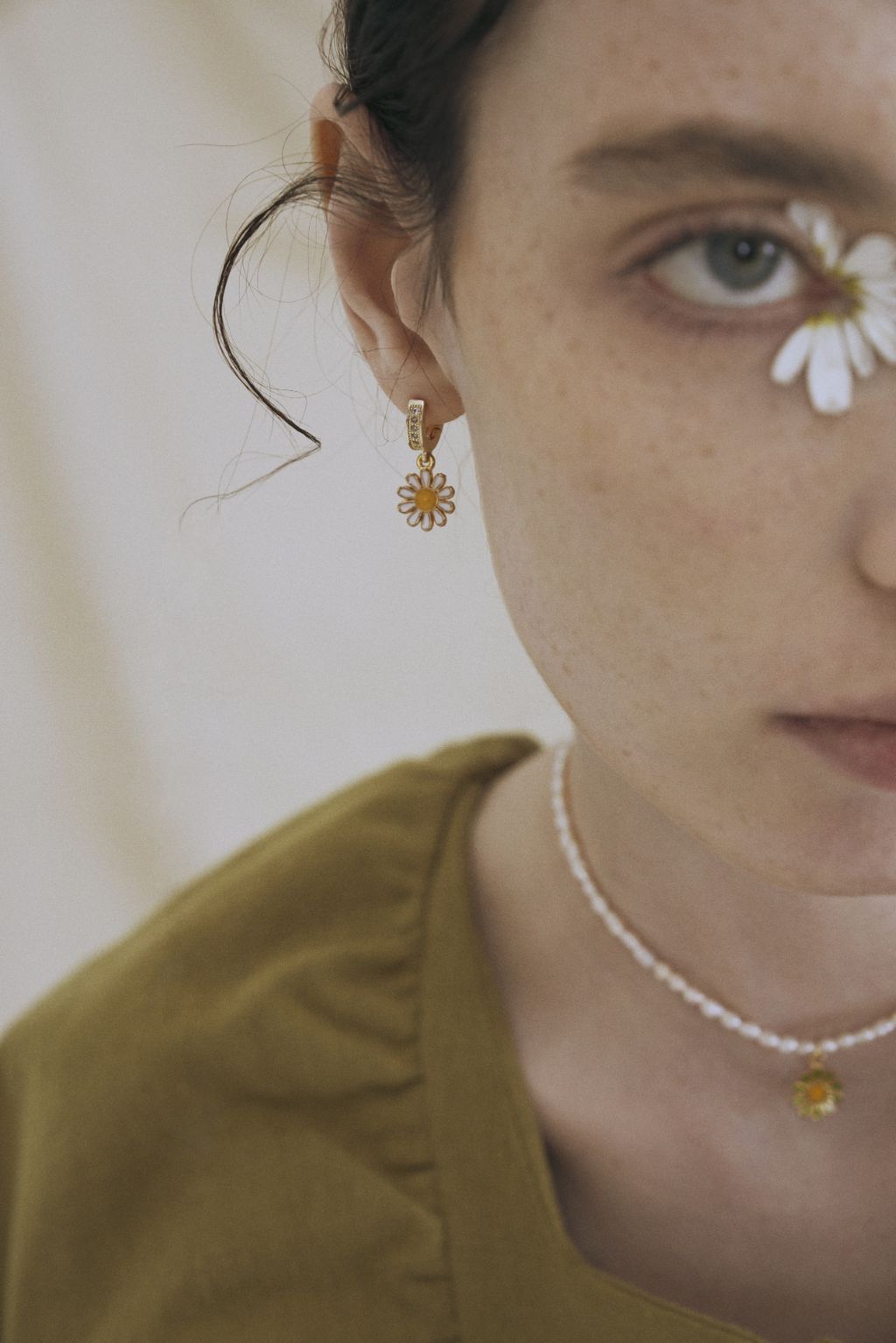 MARGHERITA Daisy Enamel Earring