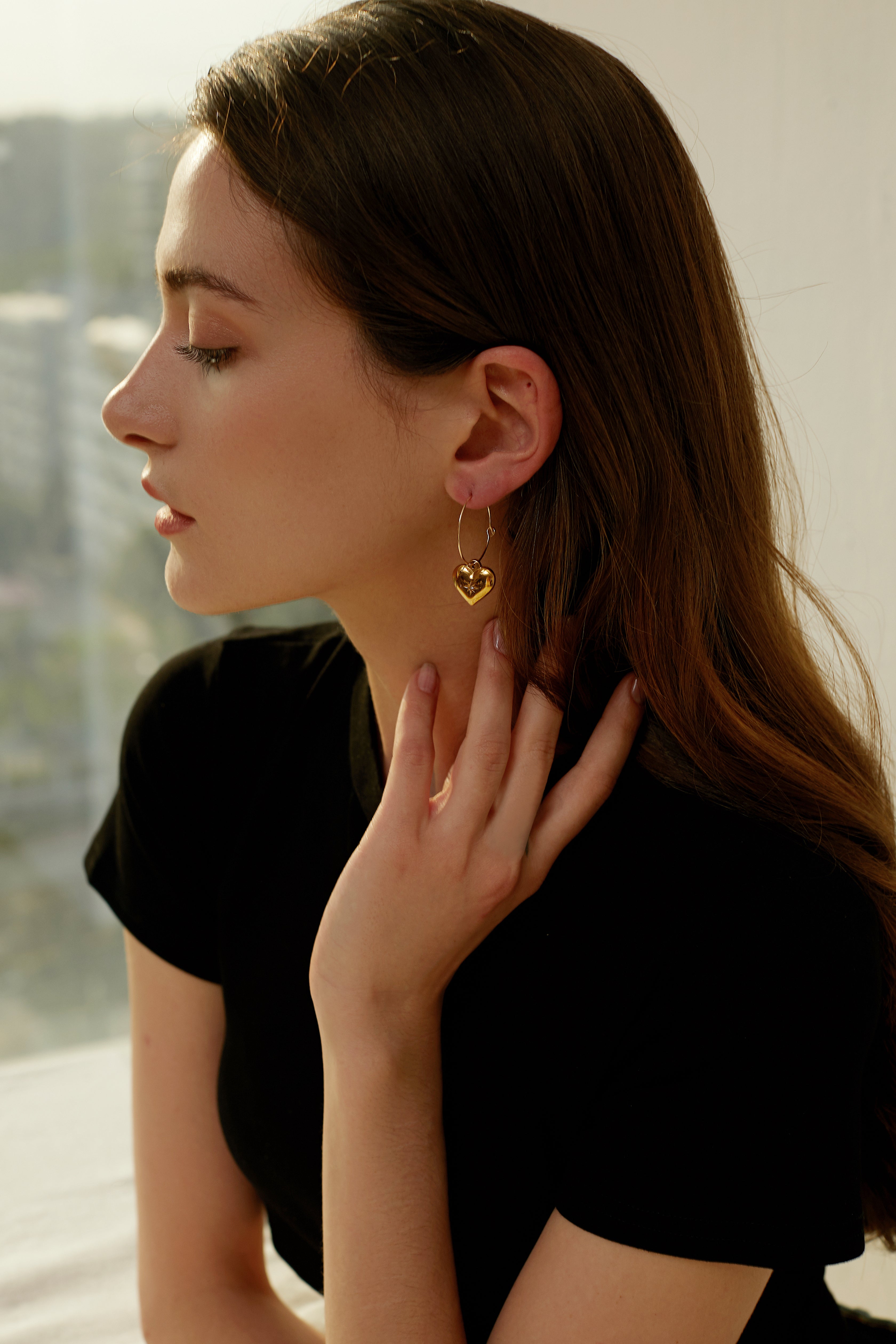 COSIII Eterno Ring With Heart Minimalist Earrings