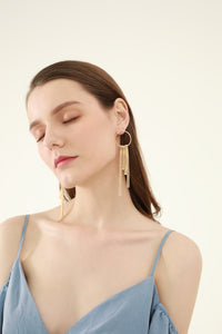 GOCCIOLIO Golden Tassel Earring