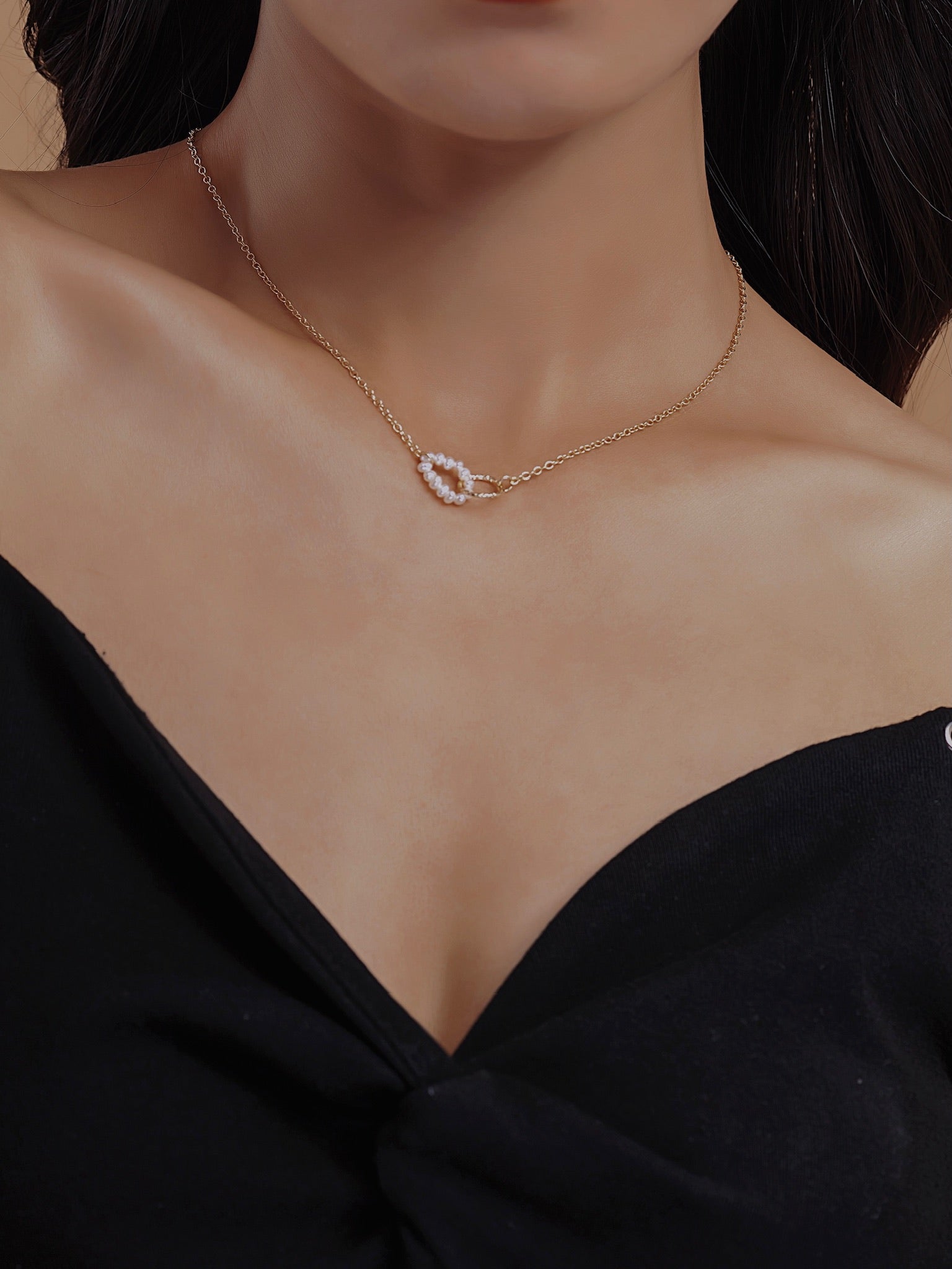 COSiii pearl clasp necklace