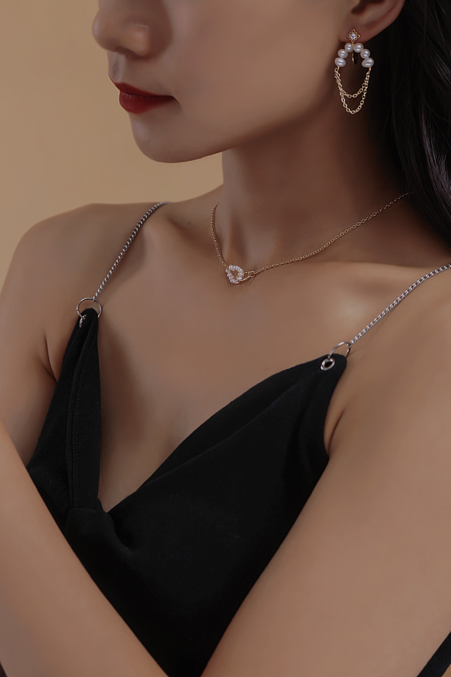 COSiii pearl clasp necklace