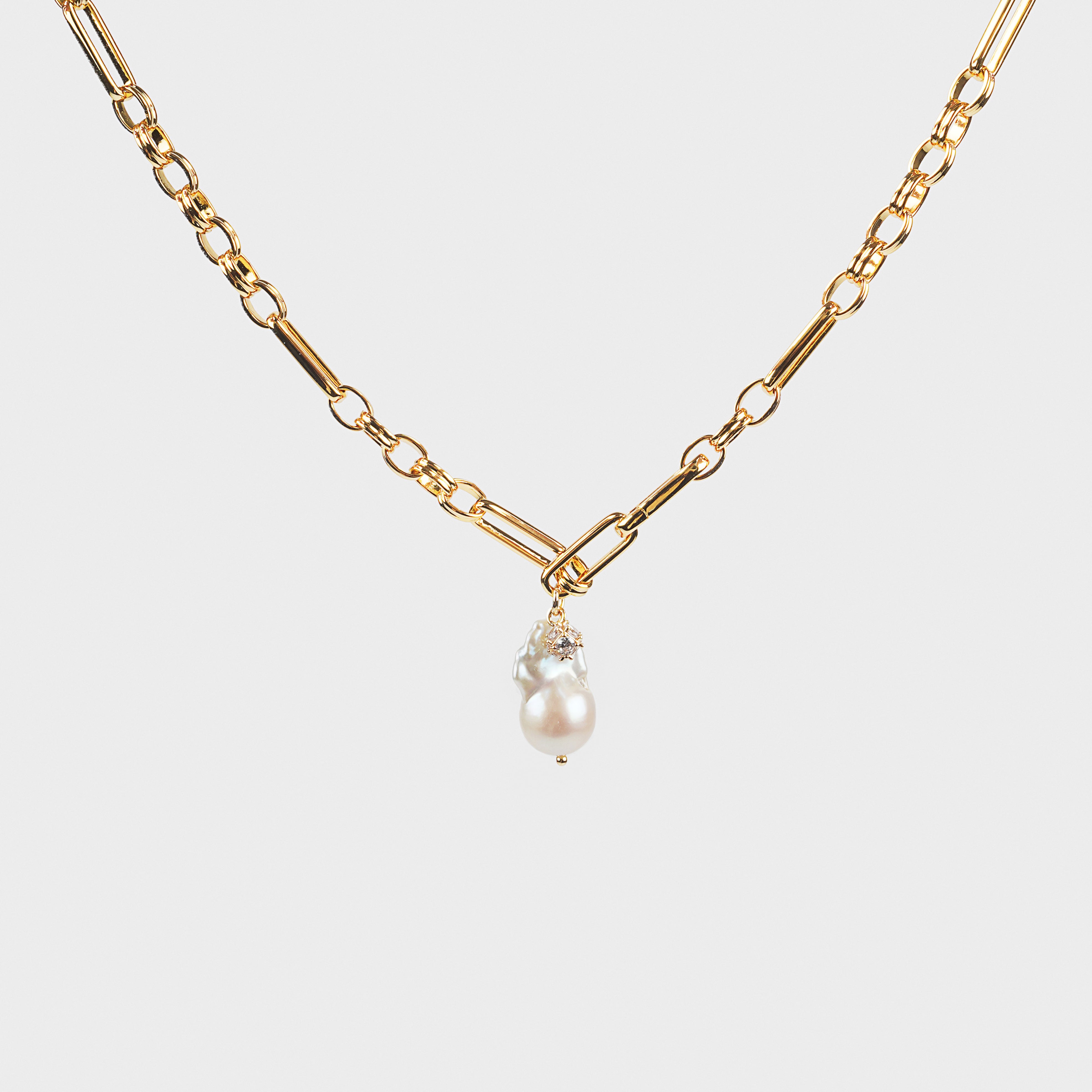 COSiii PROTEUS Baroque Style Pearl Gold Necklace