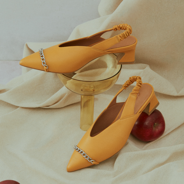 ANICE Chain Point Toe Mid-heel Shoes ORANGE